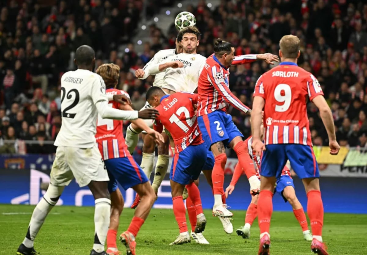 ¡De locura! Real Madrid sufre en el Metropolitano y avanza en la Champions con polémica