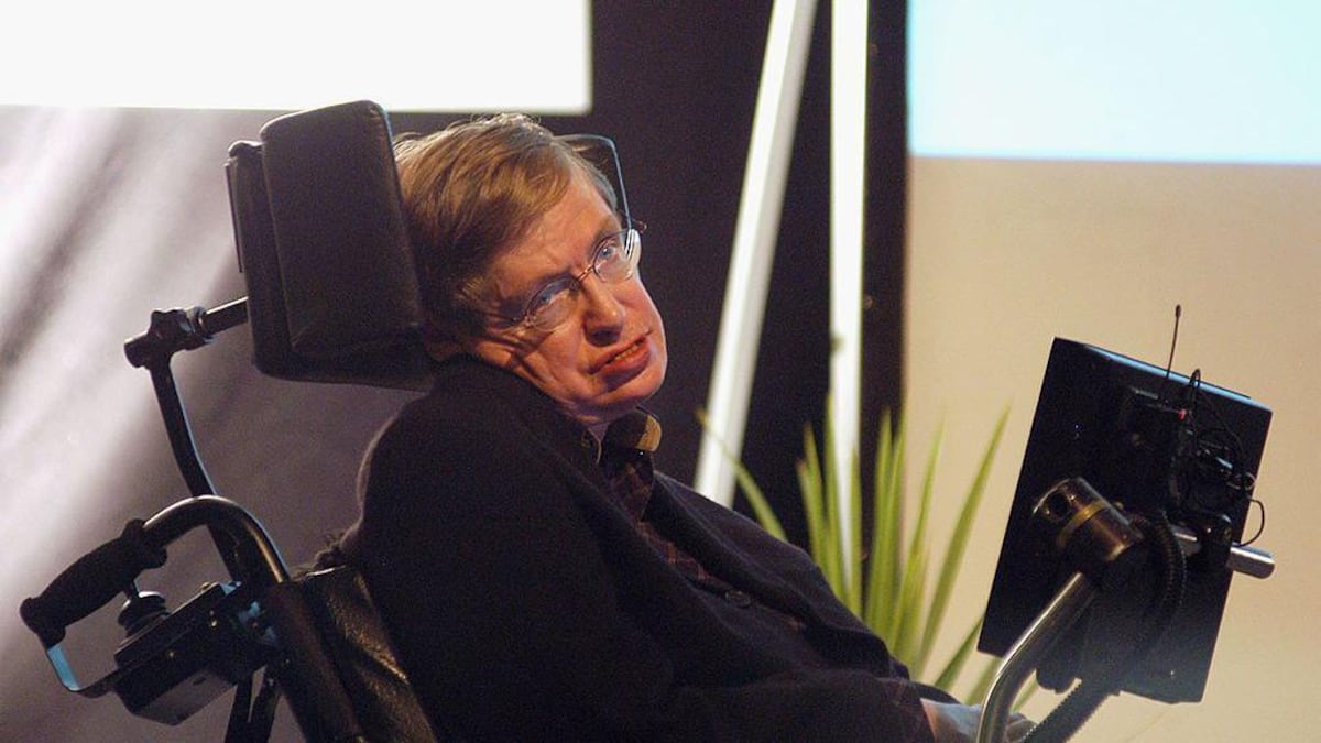 Stephen Hawking y Epstein: foto de chicas en bikini reabre polémica