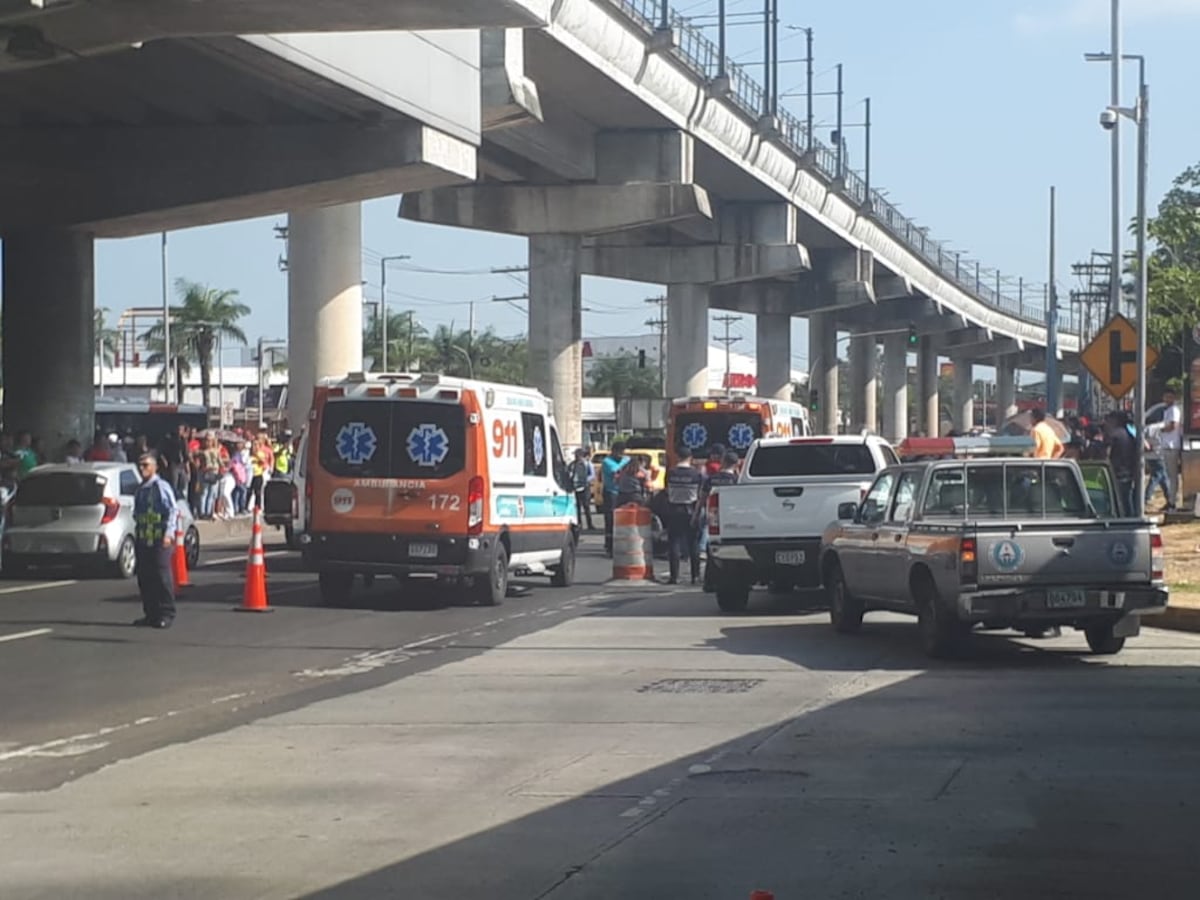 Lamentable. Hombre se lanza de estación del Metro de Los Andes Mall