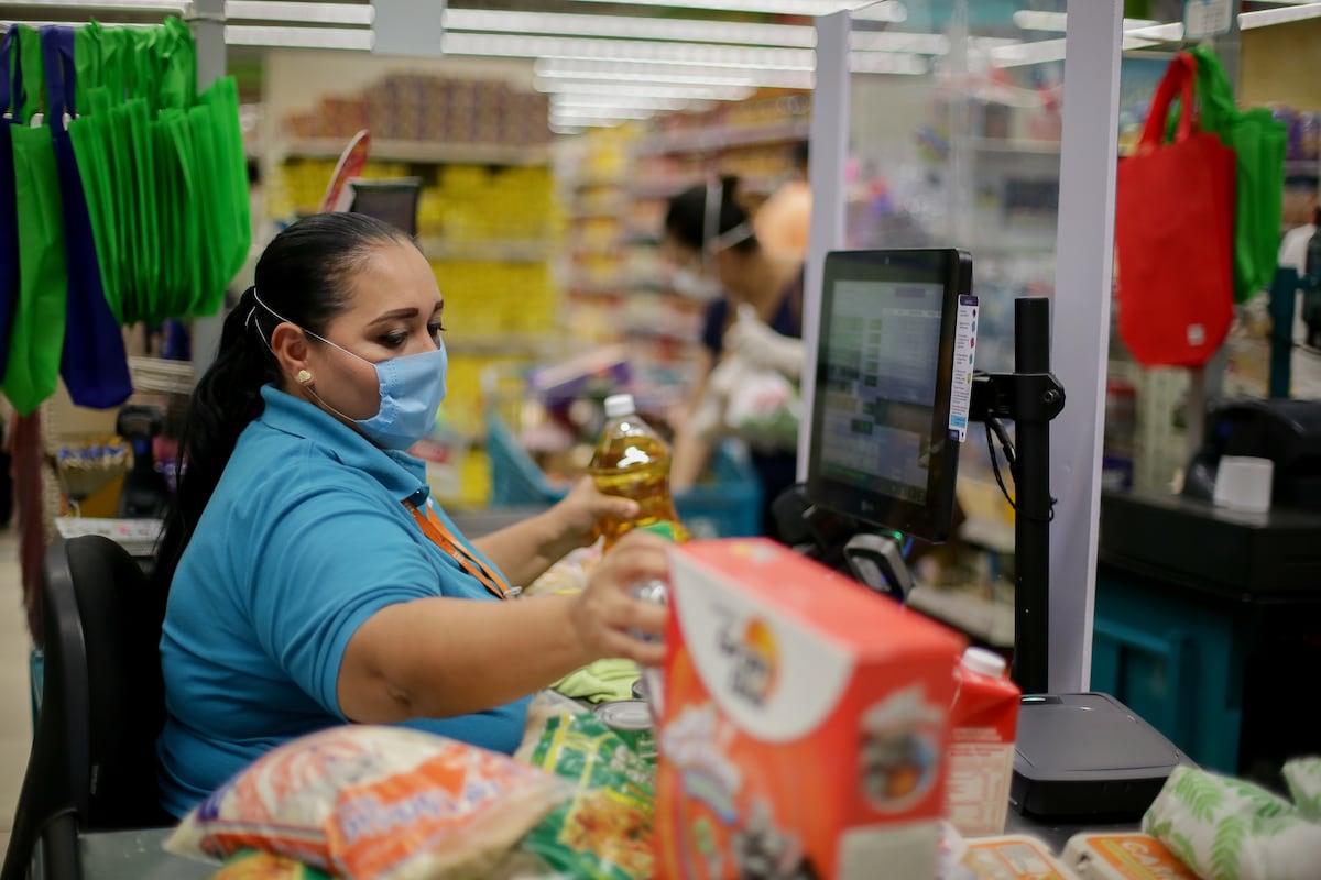 Hoy miles conmemoran el Día del Trabajador en medio de  la pandemia