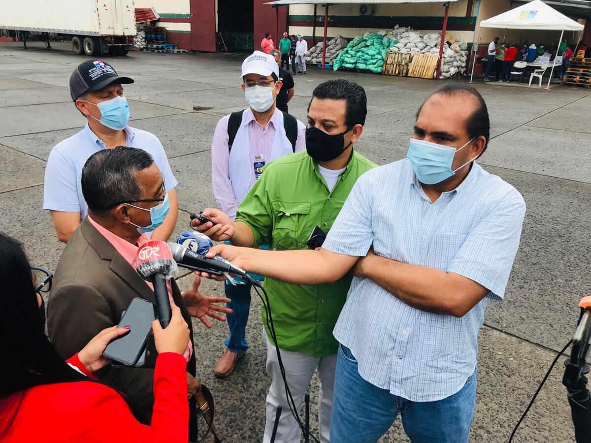 Contraloría y Comisión de Justicia y Paz supervisan centro de acopio de IMA en Chiriquí