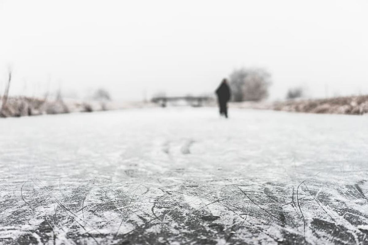 Coronavirus: Adaptan pista de hielo como morgue temporal en Maryland