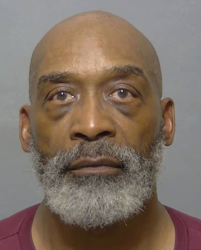 Atraparon al ‘fiel’ siendo infiel: Pastor en Florida es arrestado por tener múltiples matrimonios