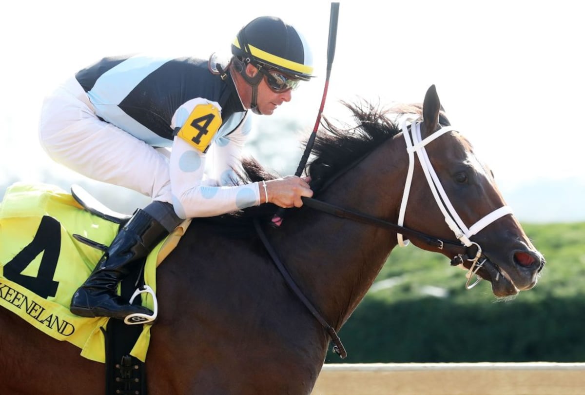 Jinete panameño Luis Sáez se perfila para correr el Derby de Kentucky 2025