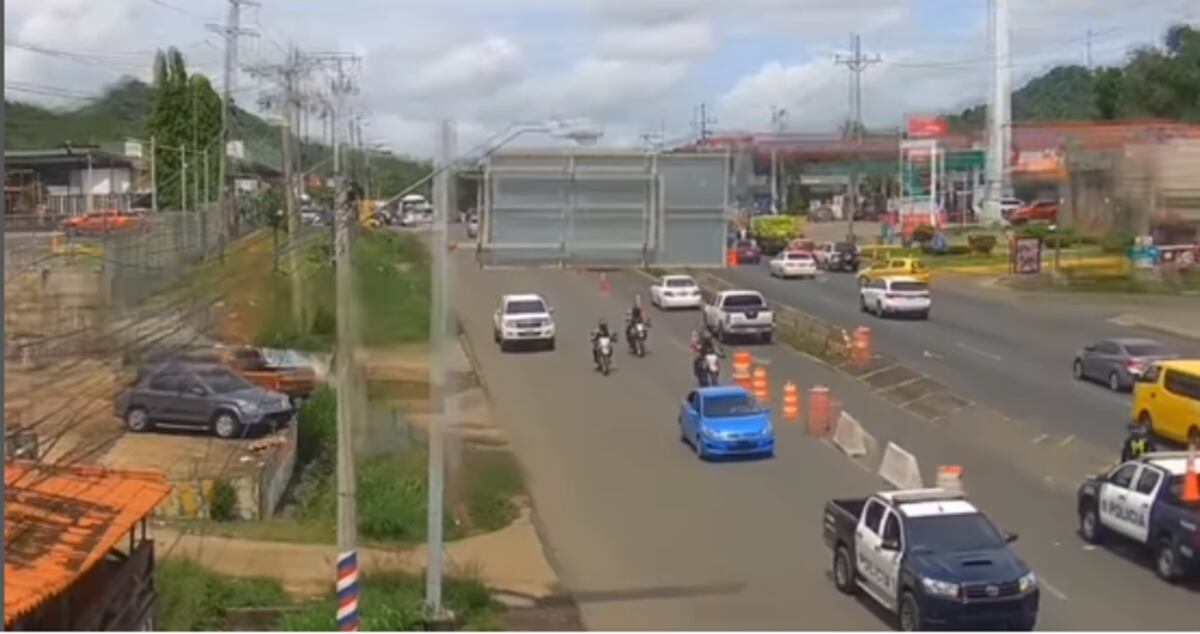 Cámaras de Centrodecon captan todo. Detienen a sujetos que fueron denunciados por haber robado. Video