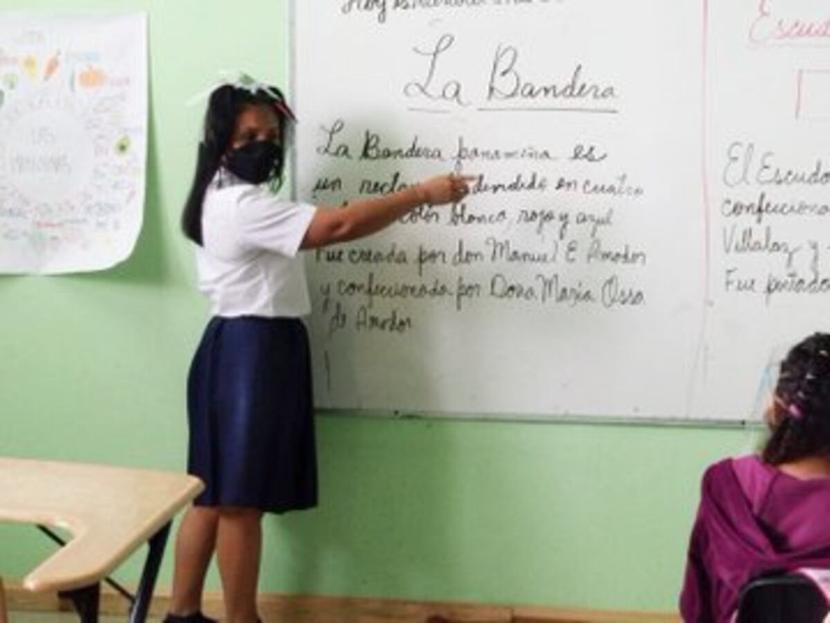 ¿Alguna vez fuiste docente por un día o viste a tus maestros vestidos de estudiantes? 