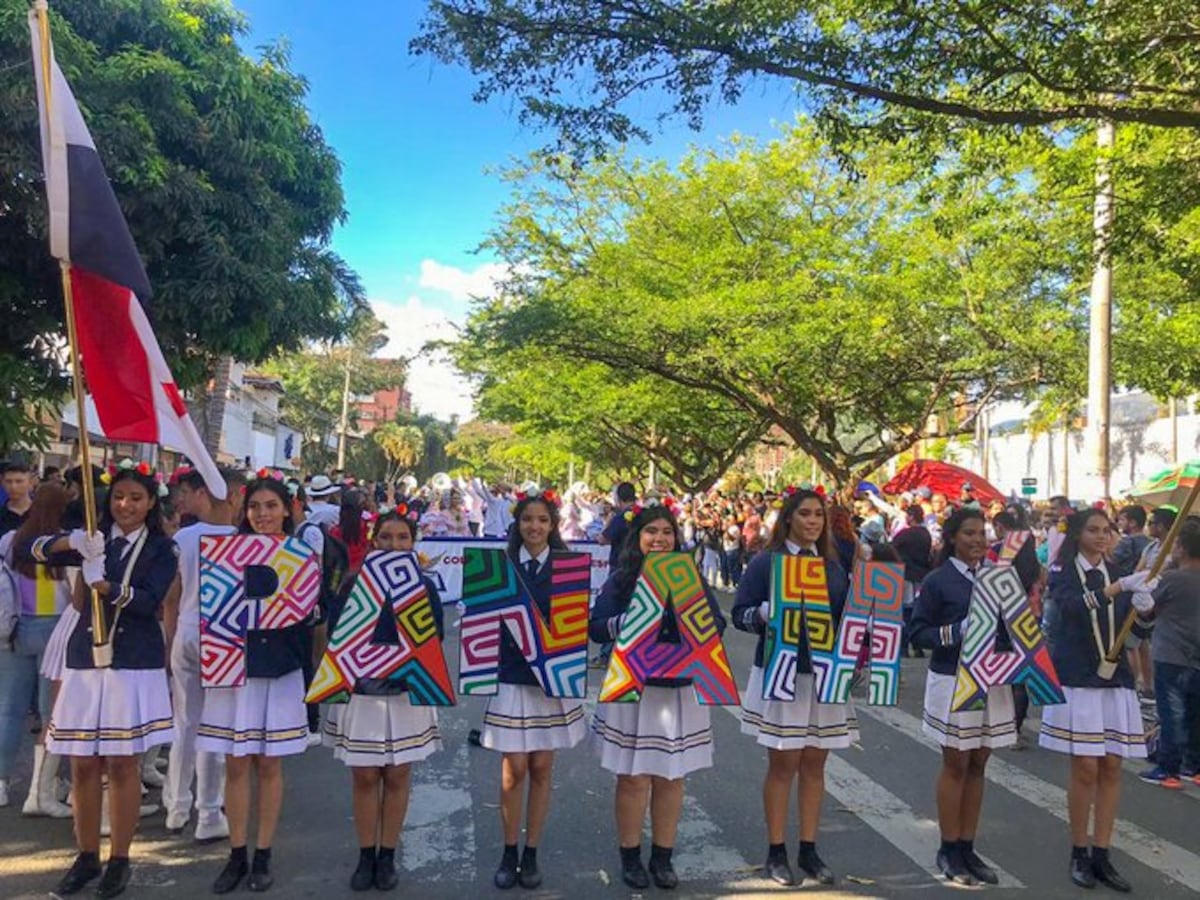 Banda de Música del colegio José Daniel Crespo gana primer premio en Colombia. Video