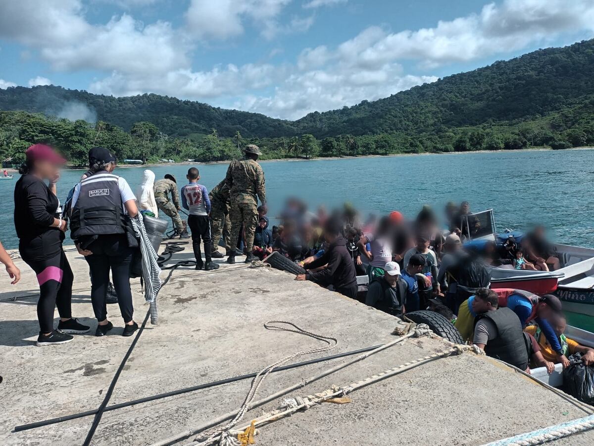 Cinco coyotes colombianos son capturados cuando trasladaban a 150 migrantes en Guna Yala