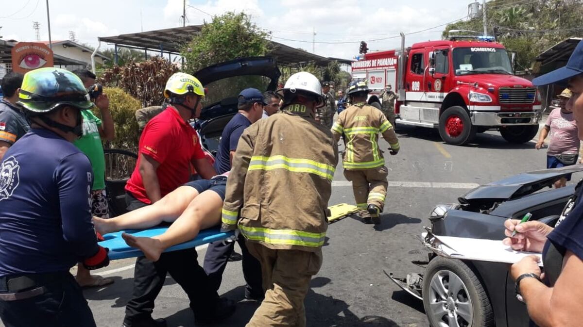 Bomberos han atendido más de 100 emergencias durante la Semana Mayor