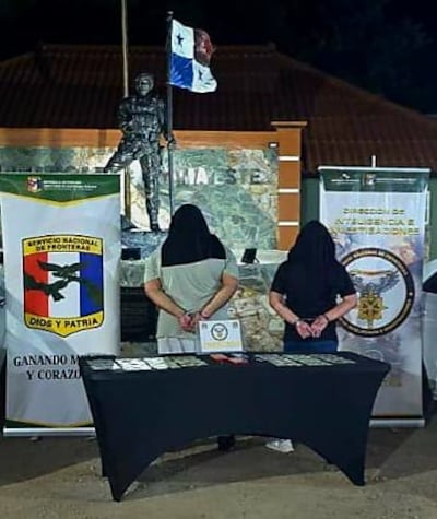 Dos vehículos, equipos y $1,414: Dos aprehendidos en Chepo por presunta vinculación al tráfico ilícito de migrantes