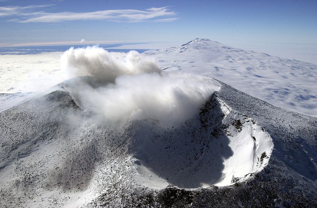 El volcán que lanza oro en polvo