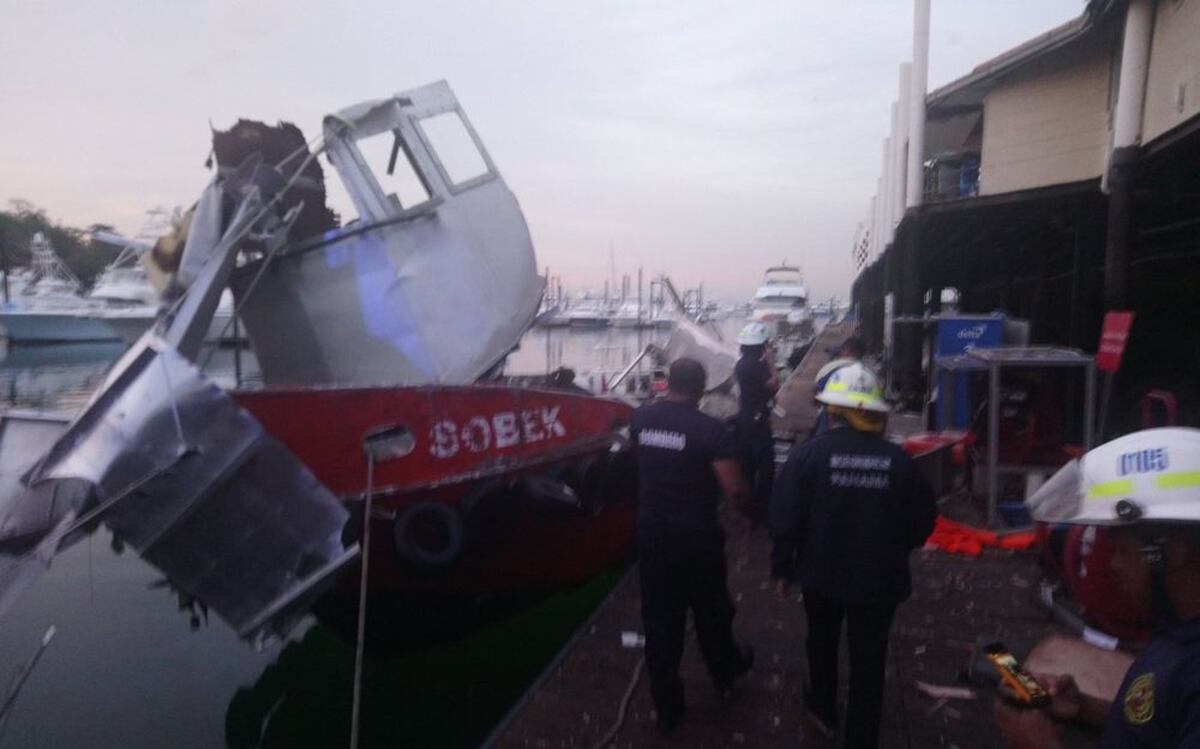 ACCIDENTE MARÍTIMO. Tanque de combustible explota en Amador