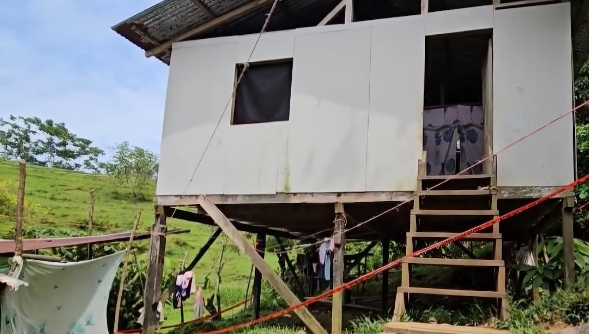 Horror en Bocas del Toro: hombre es encontrado durmiendo al lado de su pareja tras presuntamente haberla asesinado 