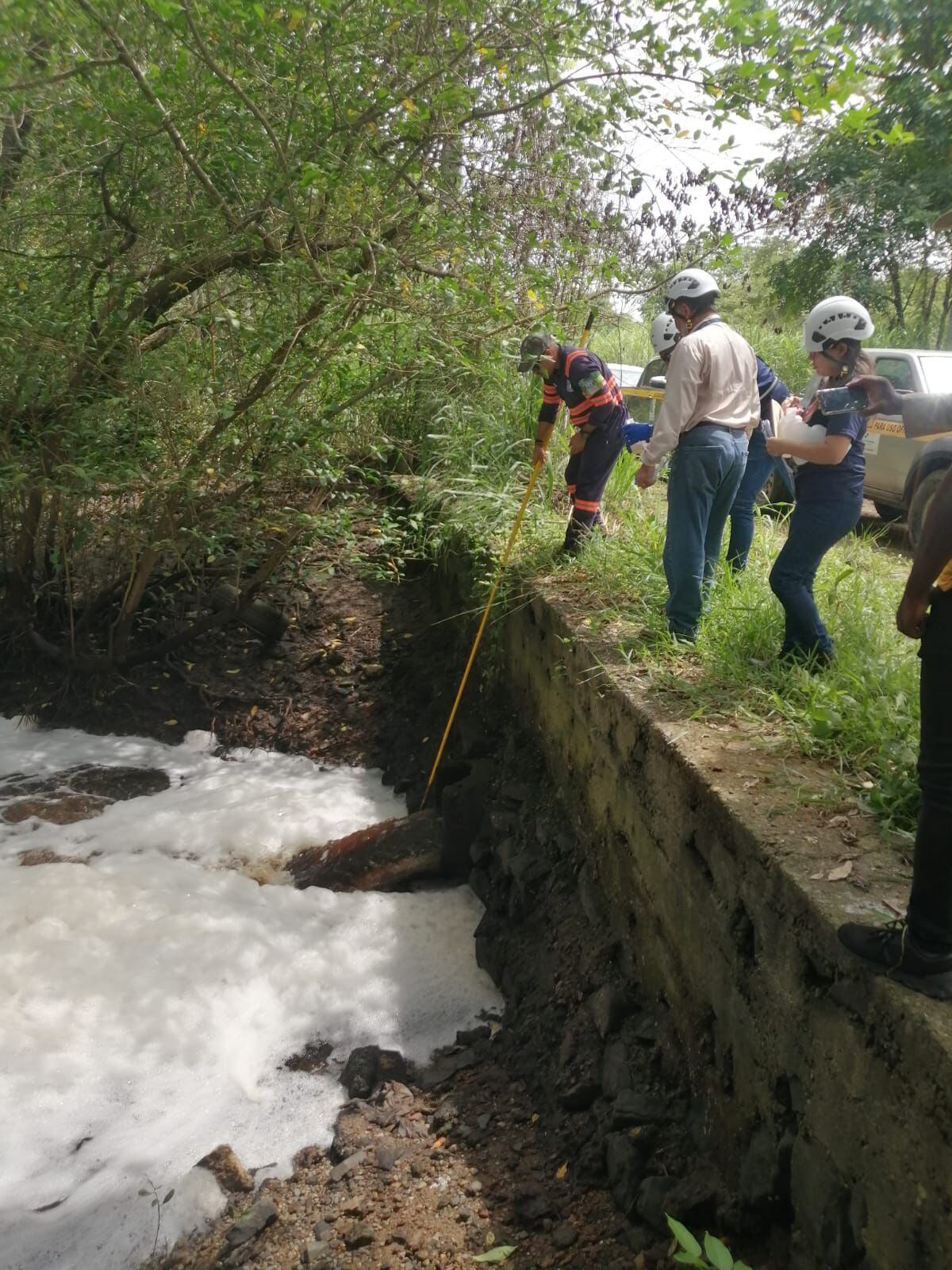 AMP investiga denuncia de posible contaminación en el río Juan Díaz