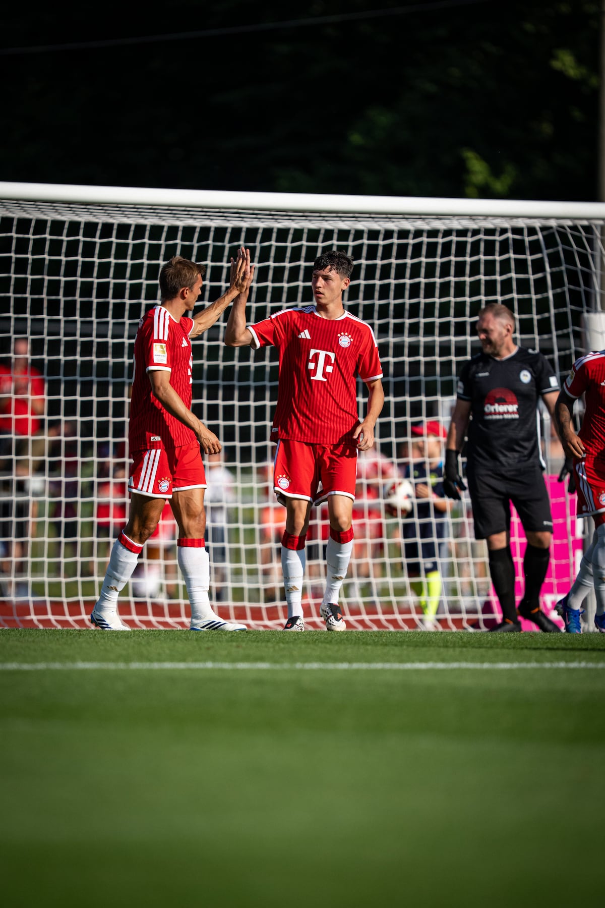 Bayern Múnich destroza 15-0 al Rottach-Egern