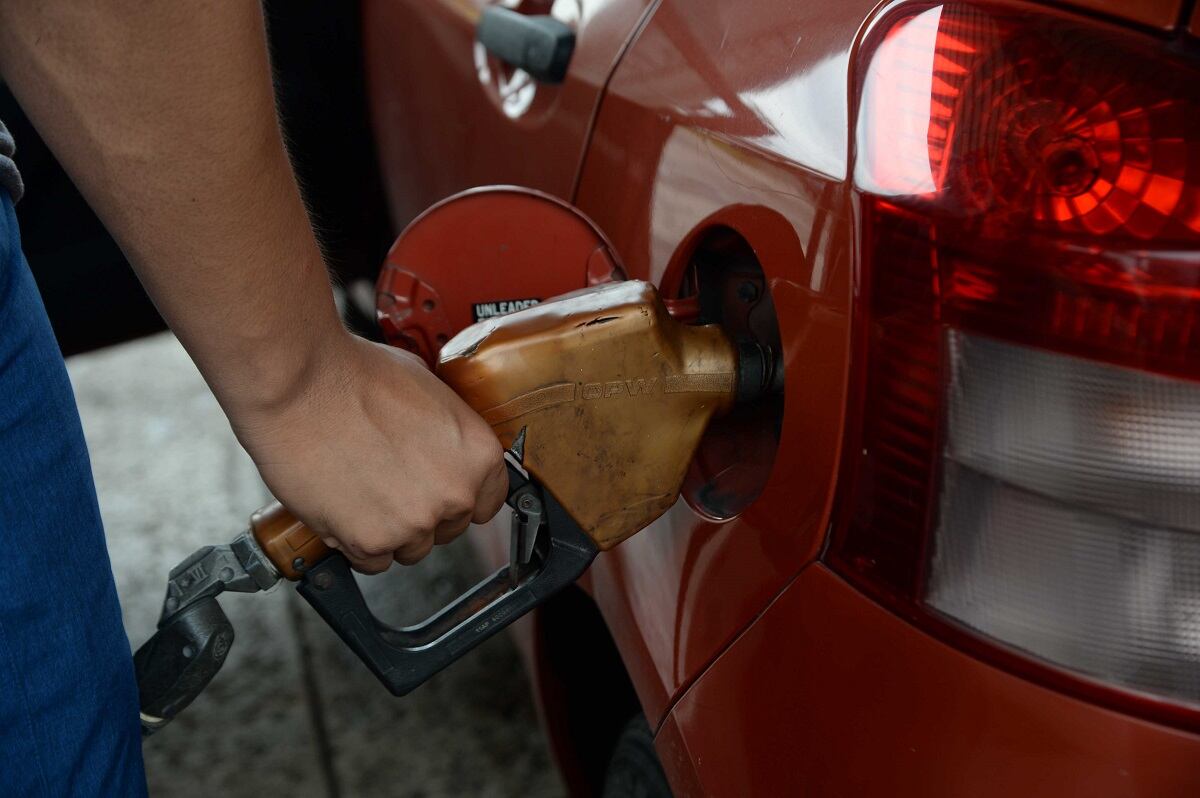 Agárrense. La gasolina sube otra vez desde este viernes