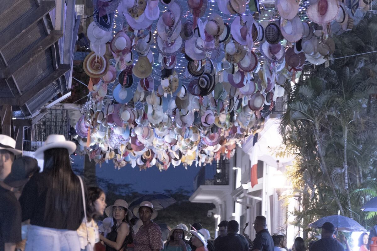 Inauguración de la “Calle de los Sombreros” en el Casco Antiguo de Panamá: Una exhibición única para impulsar el turismo