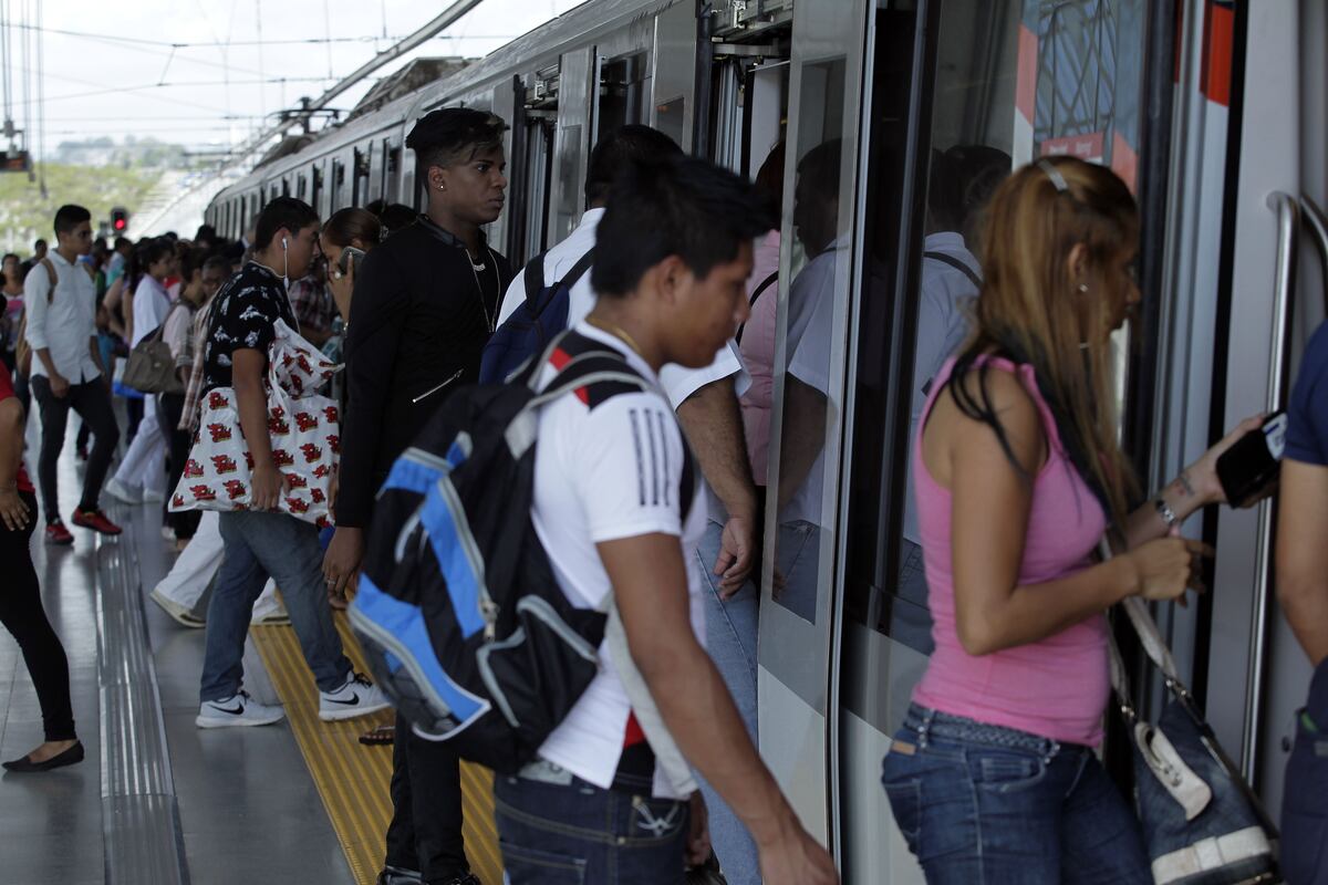 Refuerzan limpieza en trenes del Metro de Panamá como medida de prevención por coronavirus