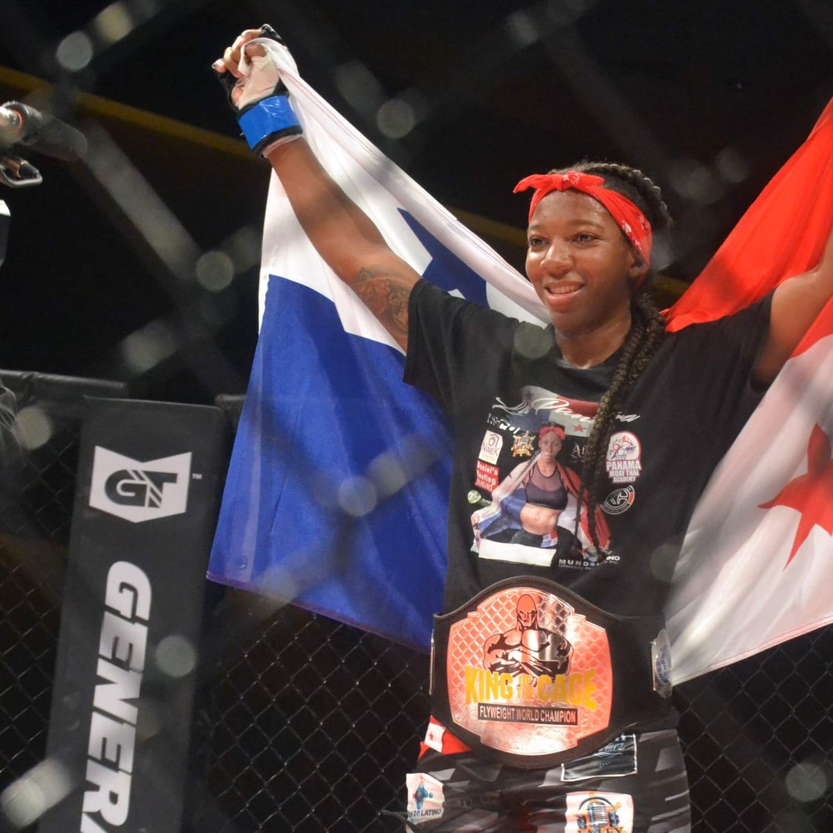 Panameña Edwards se alista para combate en UFC