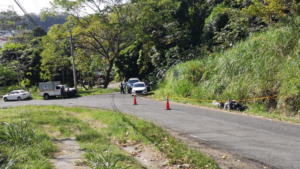 Le sacaron los ojos. Lo encuentran en una cuneta en San Miguelito