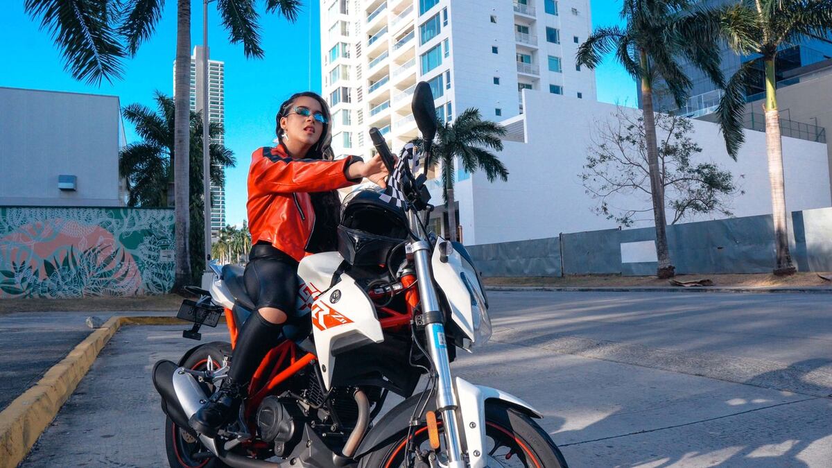 La artista urbana Lexah Real “Prende los motores” con todo su flow + Video