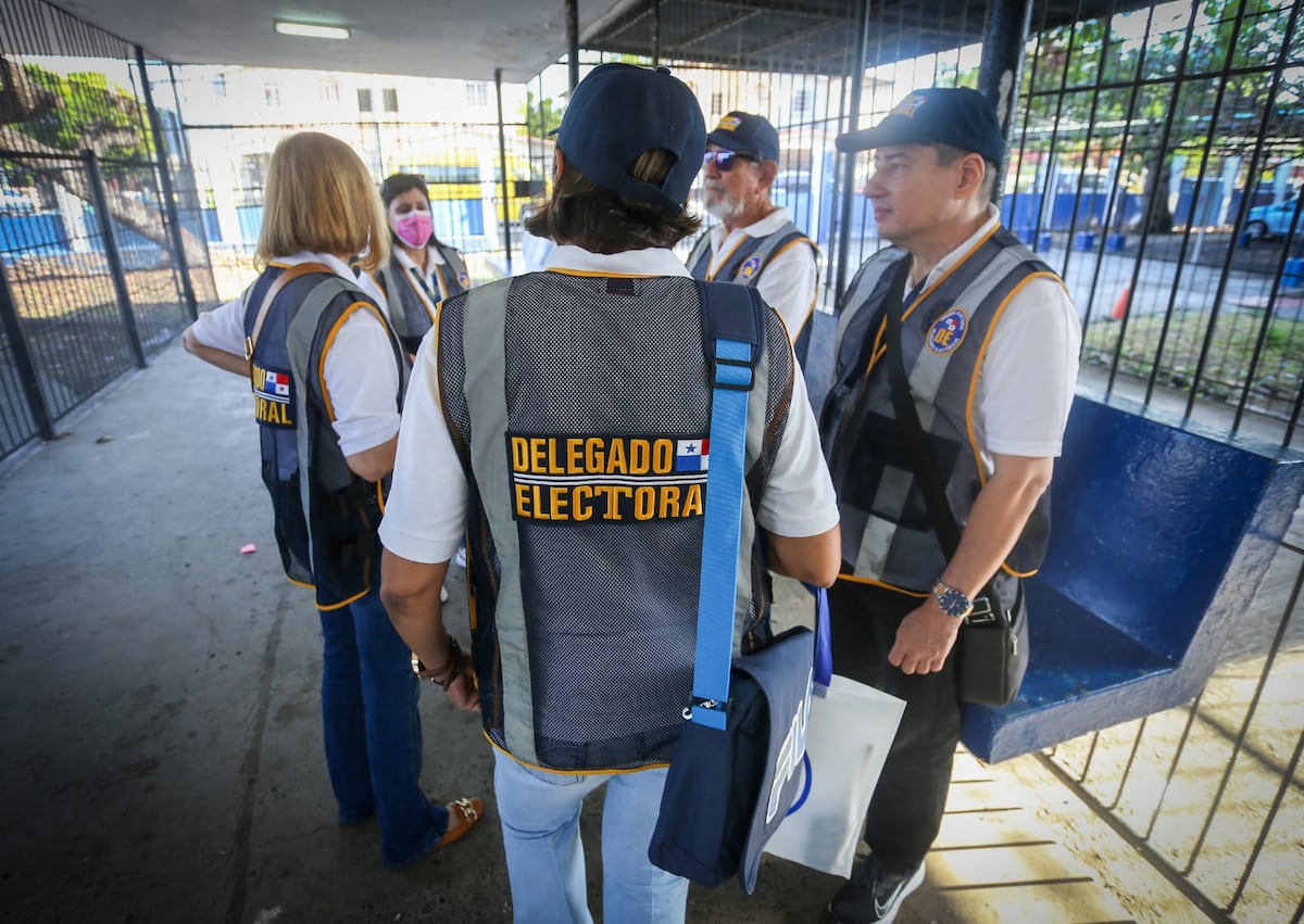 Reportan presuntas irregularidades en elecciones del CD. Rómulo Roux y Yanibel Ábrego se muestran seguros del triunfo. Videos