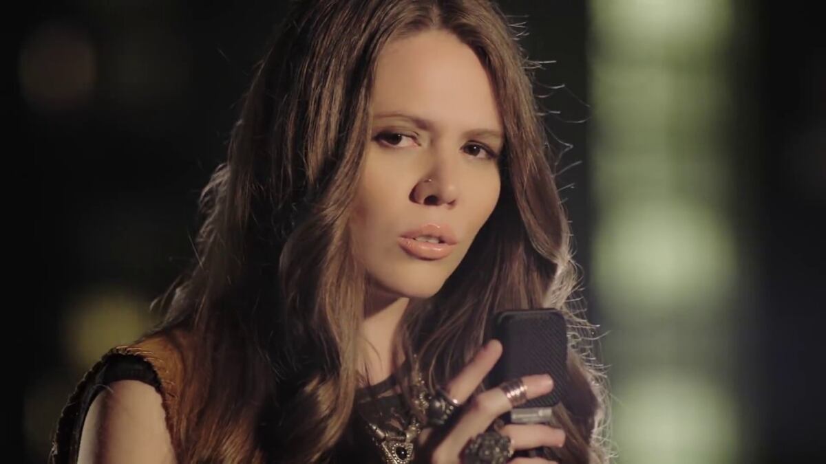 La cantante de Jesse y Joy sale del closet