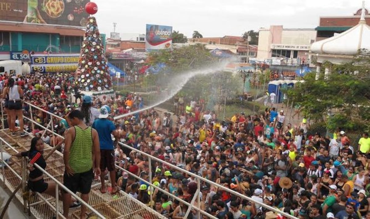 Chitré arranca la fiesta con su tradicional culeco de Año Nuevo con 10 cisternas