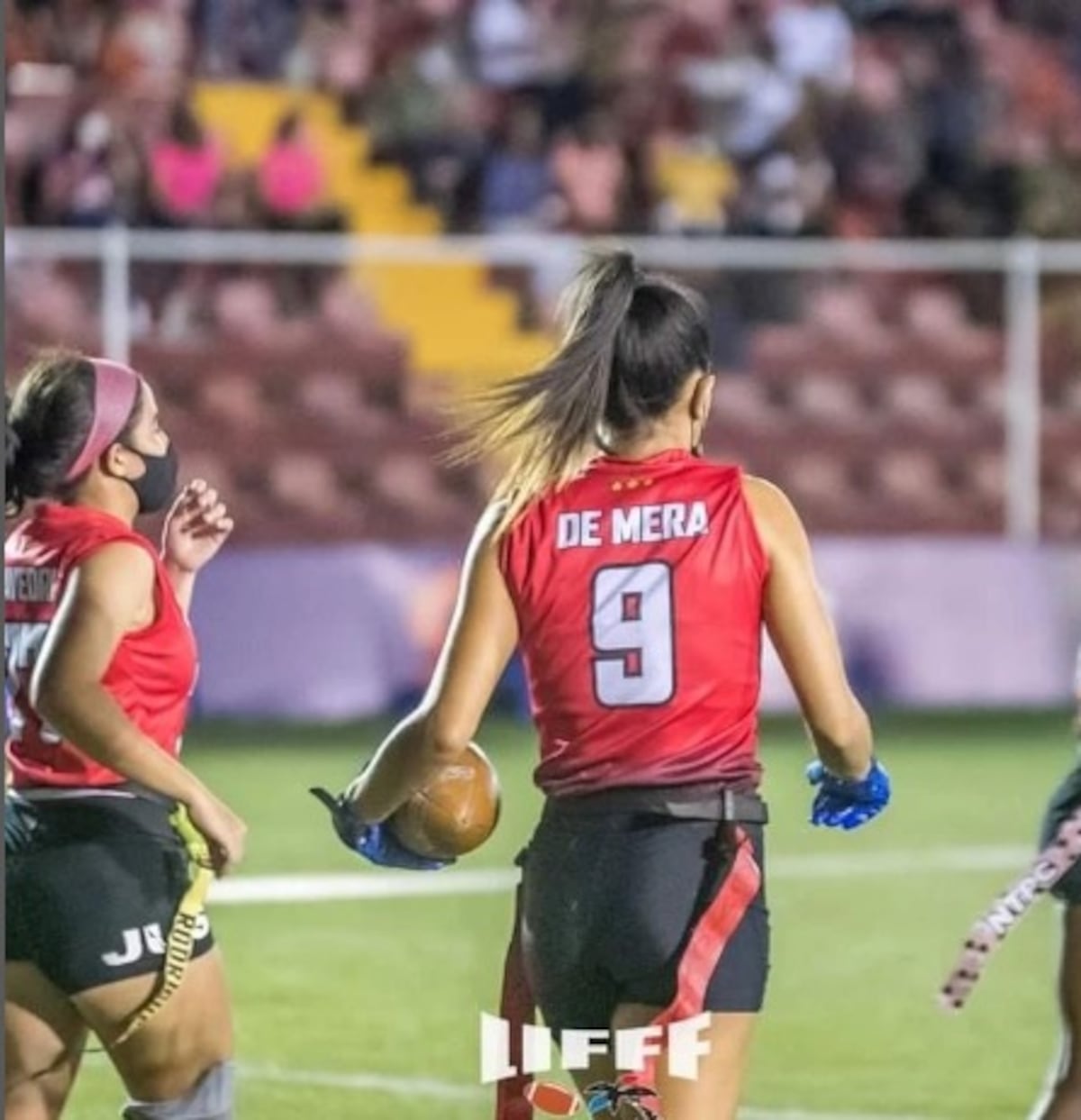  ‘Estoy casi que muriéndome lentamente’. Chica de la exselección de fútbol, Amarelis De Mera, necesita cirugía urgente de esófago