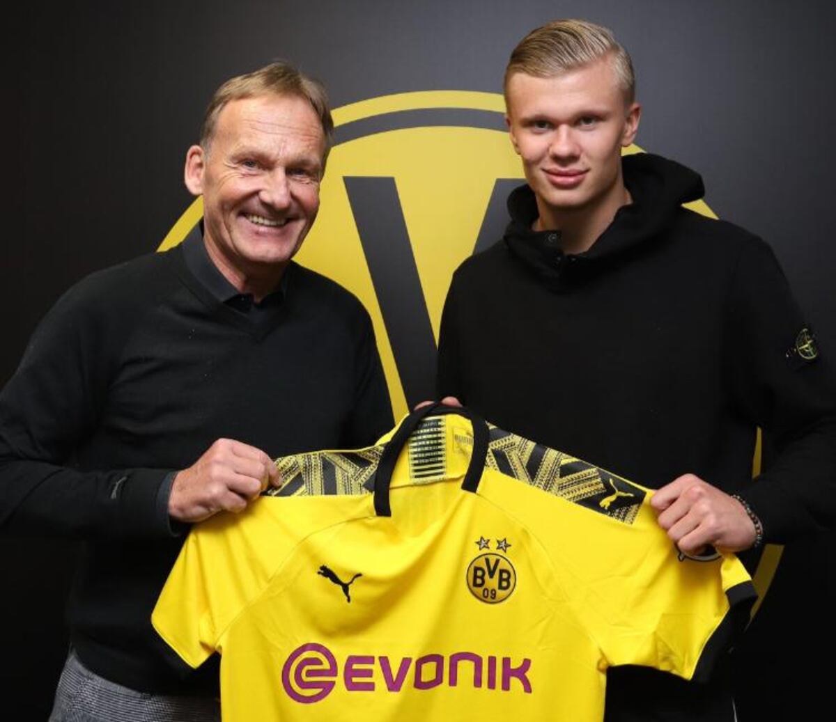 Borussia Dortmund se lleva a la joyita noruega Haaland