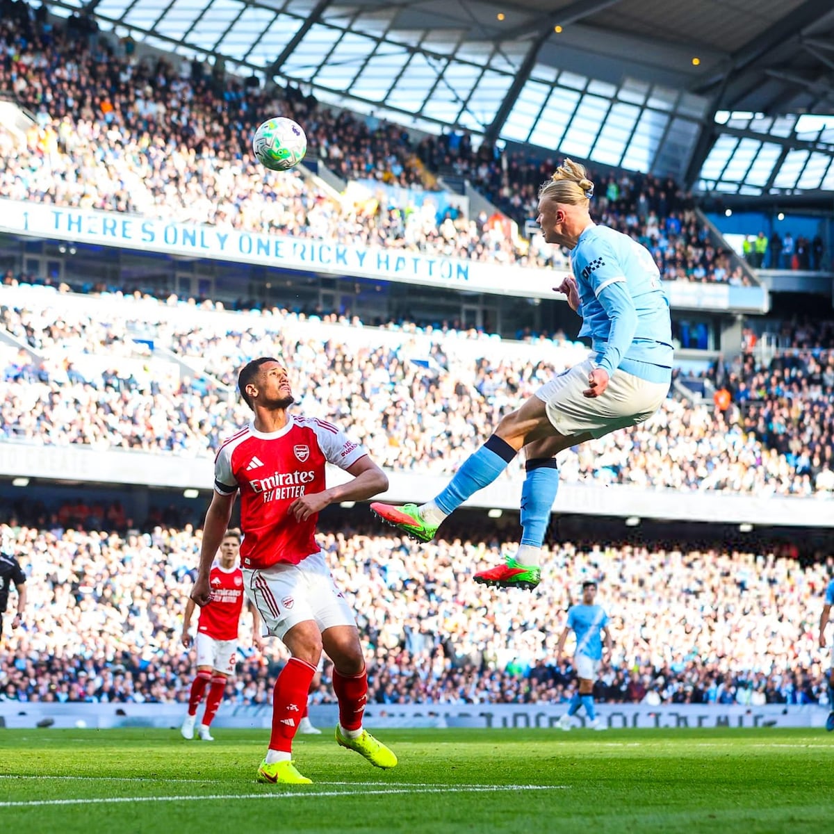 Los Citizens aprietan la Premier con un triunfo clave ante el Arsenal