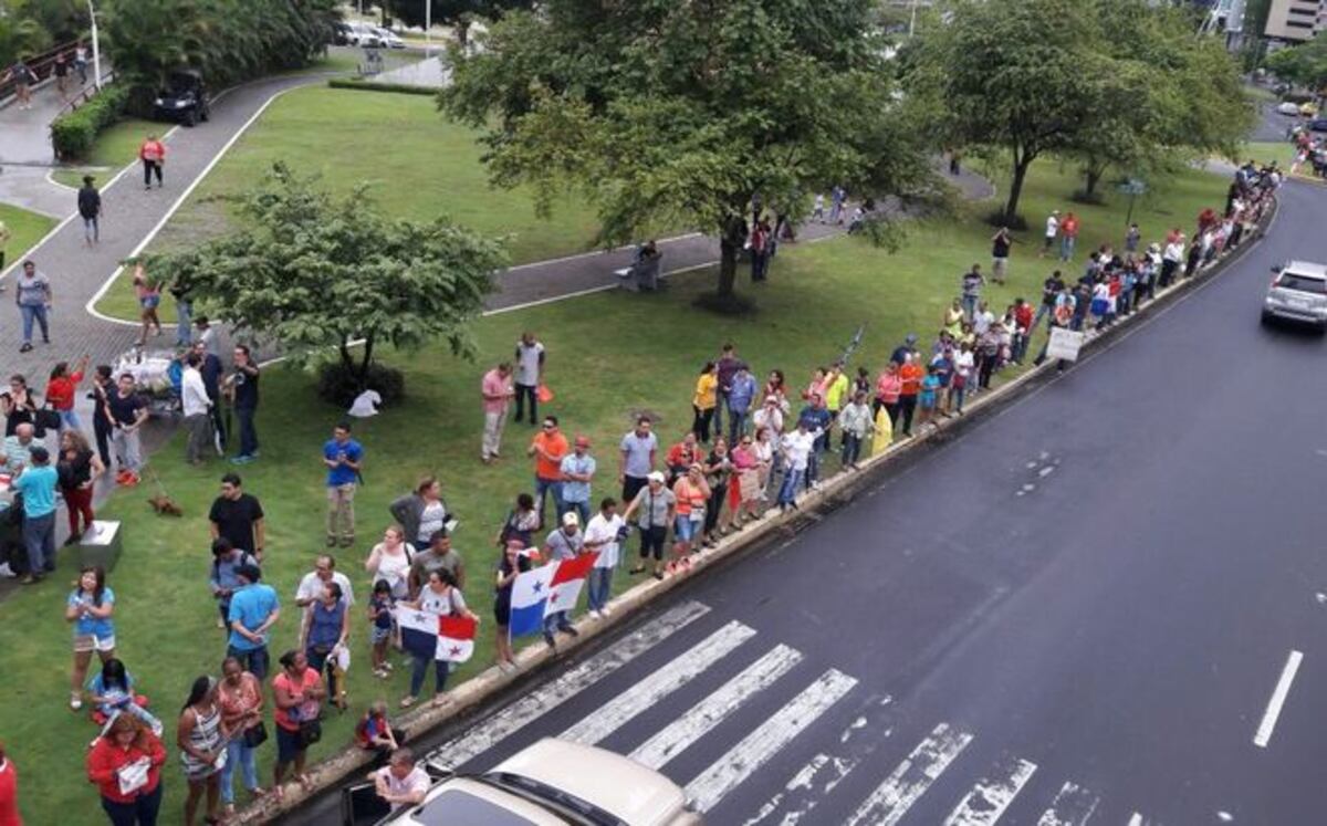 CALLAN BOCAS EN LAS REDES. La polémica que ha generado el Decreto130 en Panamá