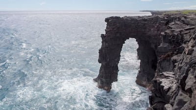 Se desploma histórico arco marino de Hawái tras más de 500 años frente al Pacífico