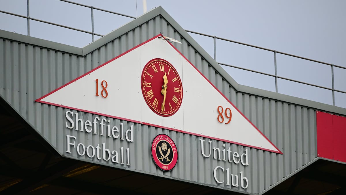 Sheffield United se mete en un serio problema