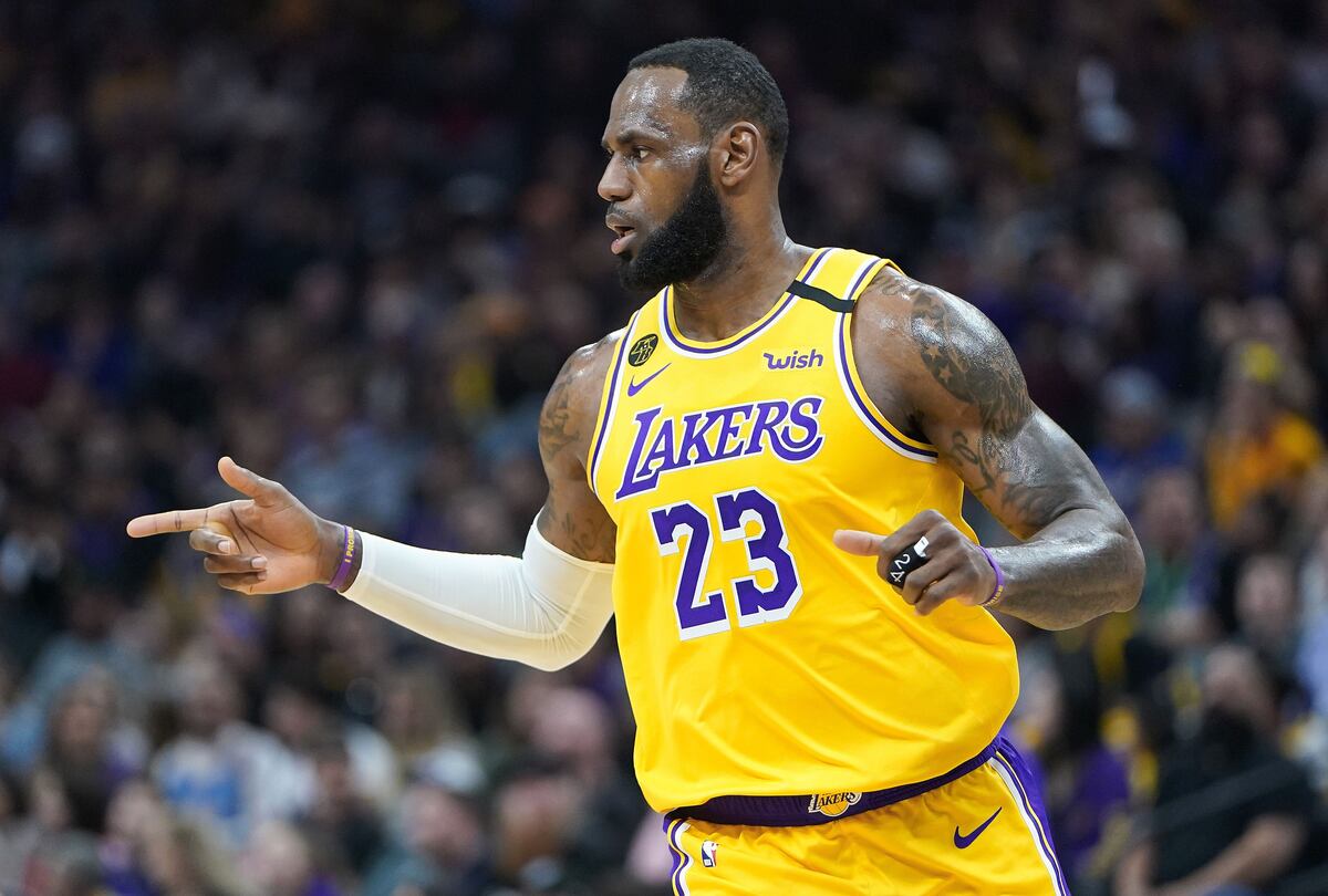 Lebron James estudia jugar los Juegos Olímpicos de Tokio 2020