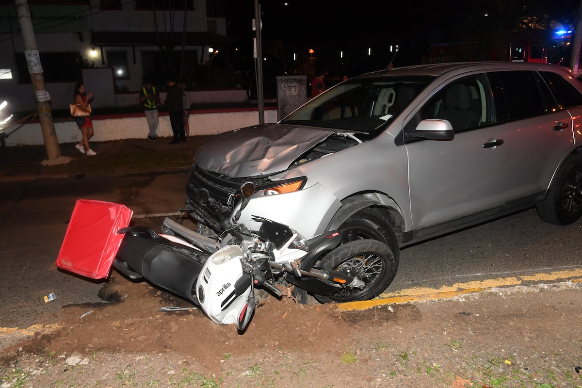 Motorizado se estrella con la muerte en Avenida Balboa