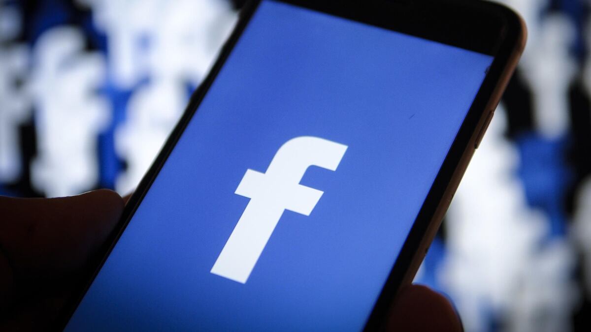 Facebook restringe las transmisiones en vivo 