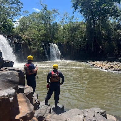 Se lanzó al agua y no volvió a salir: intensa búsqueda de menor de 14 años en el Chorro de La Chorrera