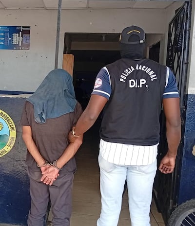 Tenía 10 años de condena sexual y lo encontraron en la comarca