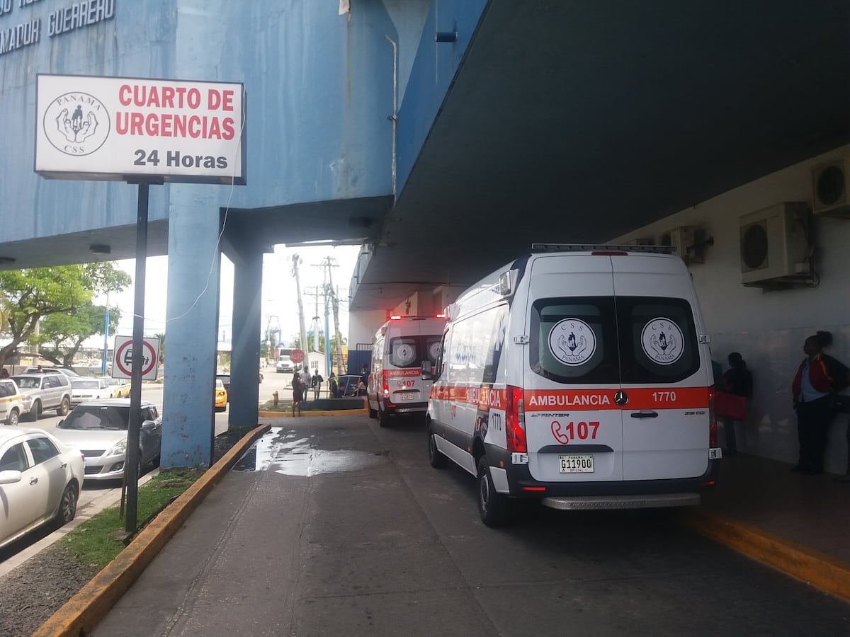 Hombre golpeó a su pareja en un auto en marcha. La mujer cayó al pavimento