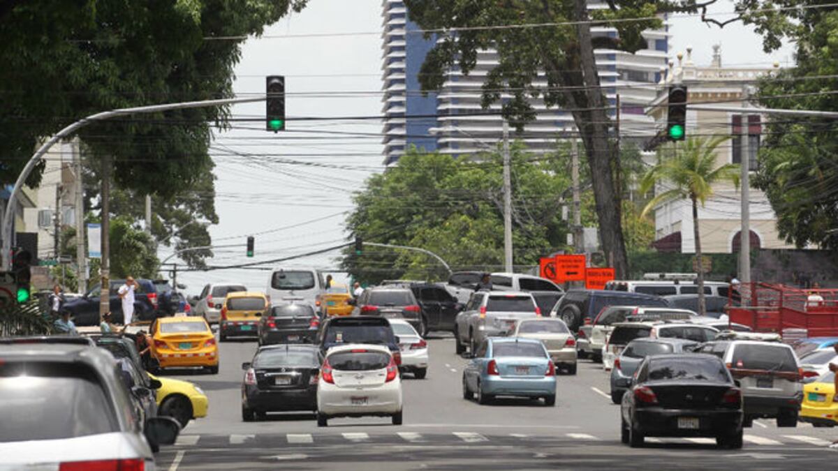 Tramitador pillado en los predios del Municipio de Panamá es condenado a prisión por estafa