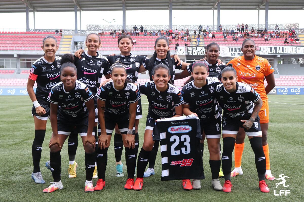 Súper campeonas. Tauro golea a la U y representará a Panamá