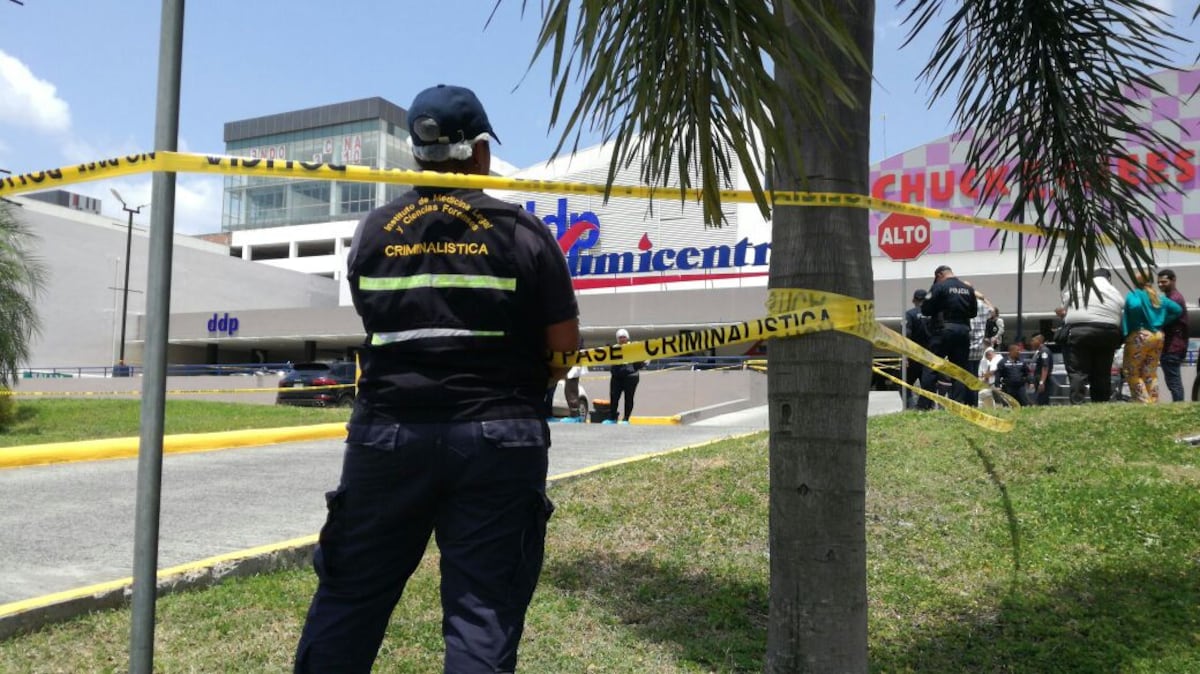 ¡TODO ESTABA PLANEADO! Muere segunda víctima por el tiroteo en Plaza Centennial