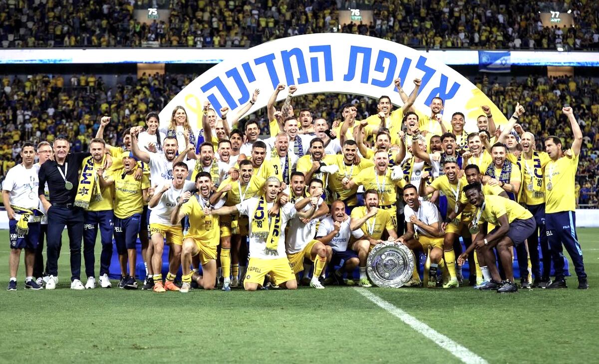 Orlando Mosquera y el Maccabi Tel Aviv, son campeones de la Liga Israelí