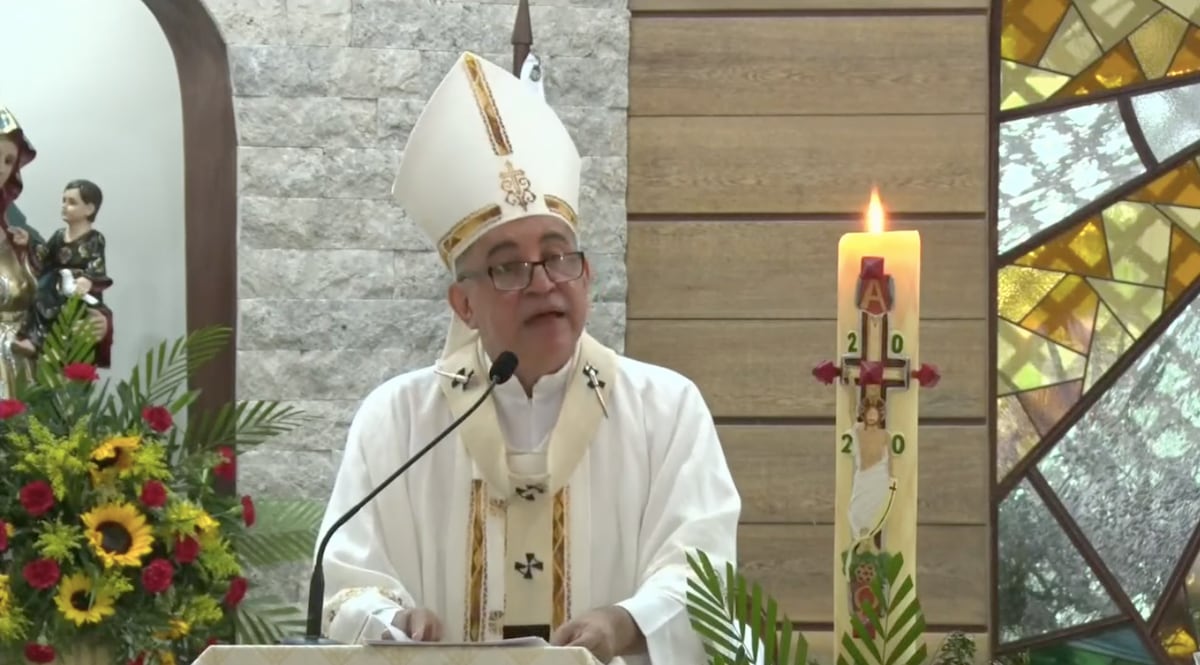 Monseñor Ulloa: ‘No es antinatural proponer a un niño que se plantee ante el Señor’