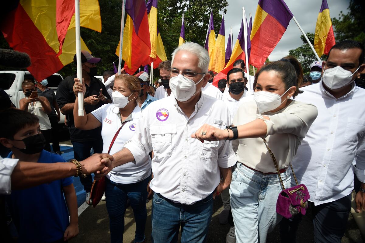 Panameñistas en medio de ‘ofrecimientos’ tienen elecciones internas este domingo