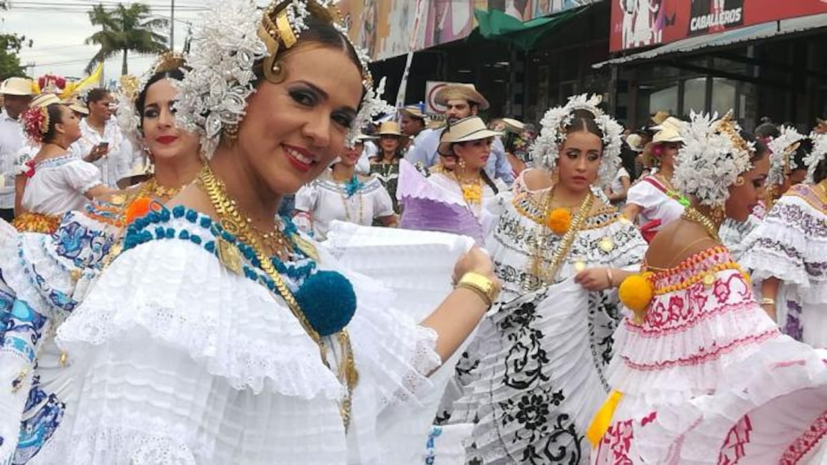 Lanzan libro de uno de los vestuarios típicos más costosos del mundo, la Pollera