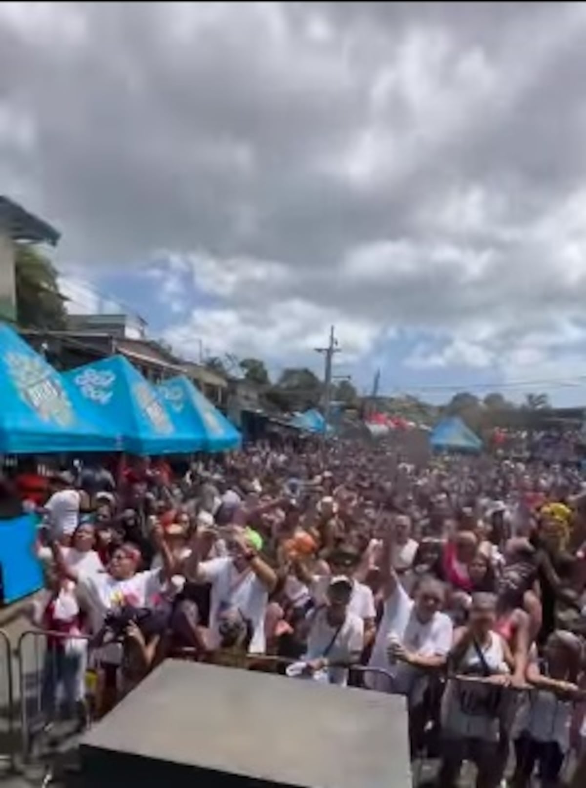 Aunque no lo crea, Japanese volvió a tarima en pleno Carnaval. ‘Yo ‘toy bien con Dios. Deja el relajo’. Video