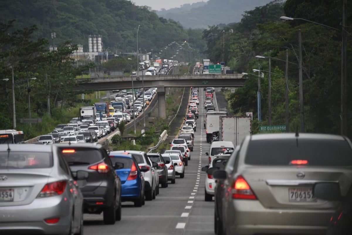 Moradores de Panamá Oeste afectados por el cierre de la vía Panamericana 