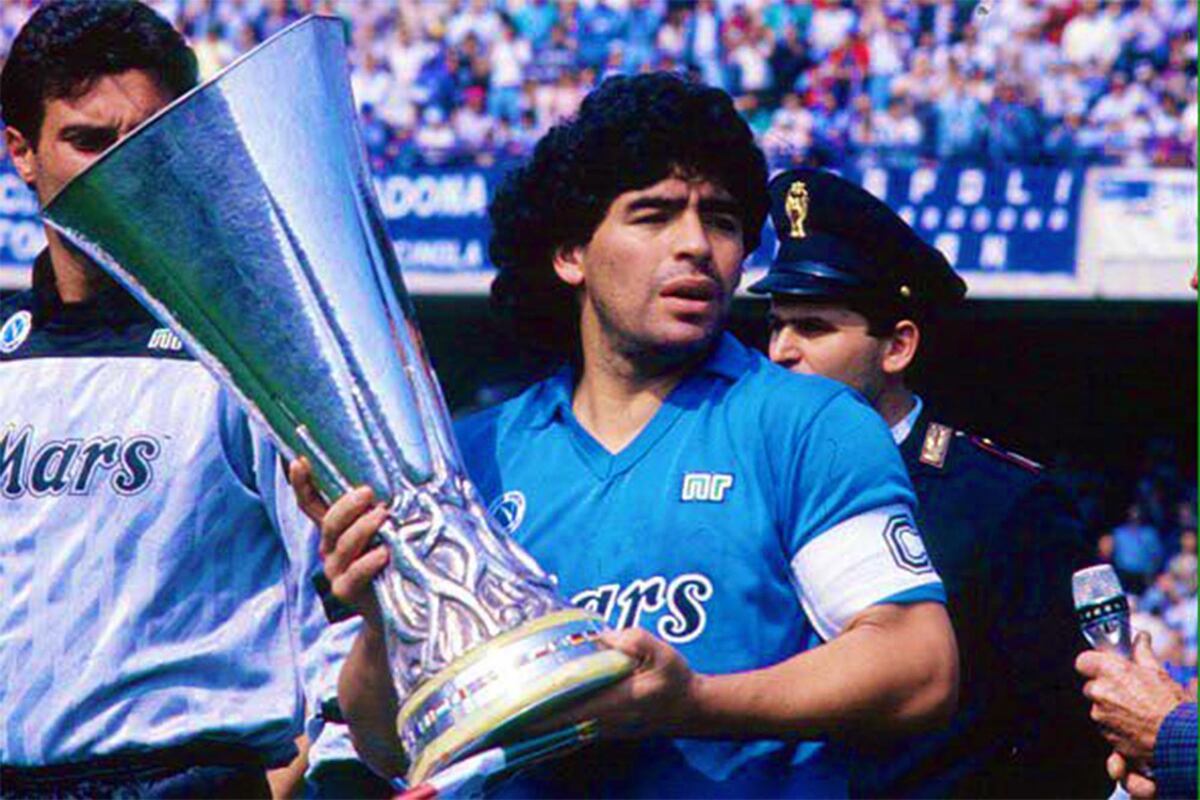 Nápoles quiere ponerle nombre de Maradona a su estadio